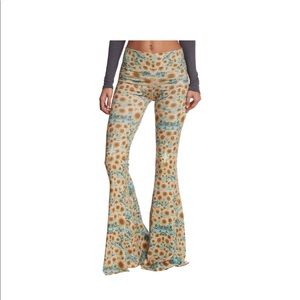 Teeki Sunflower Bell Bottom / Flares